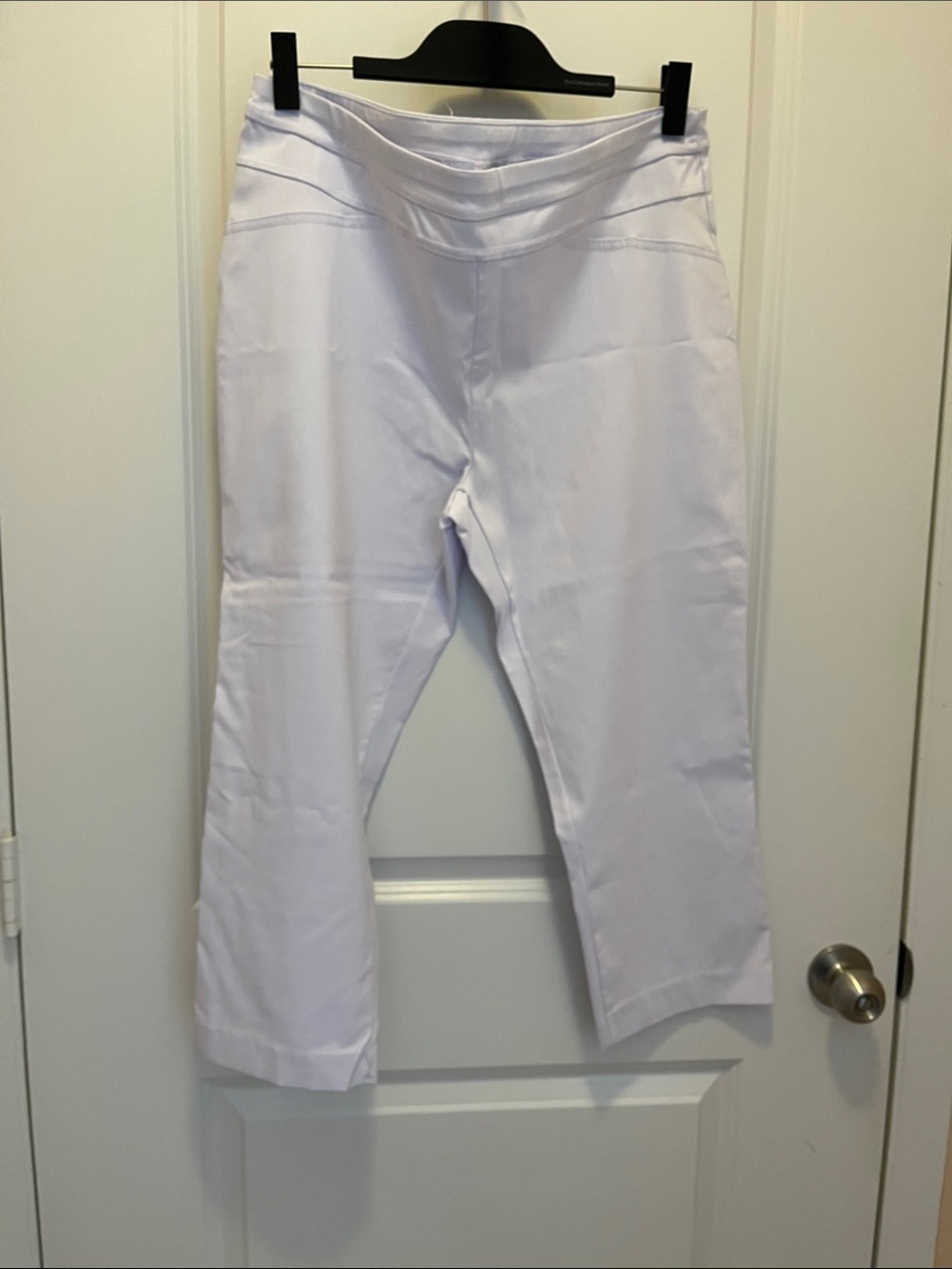 Jules & Leopold White Capri Pants